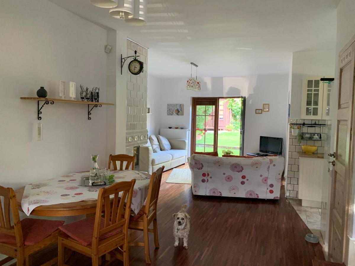 Dom Nad Jeziorem Tajty Giżycko Extérieur photo