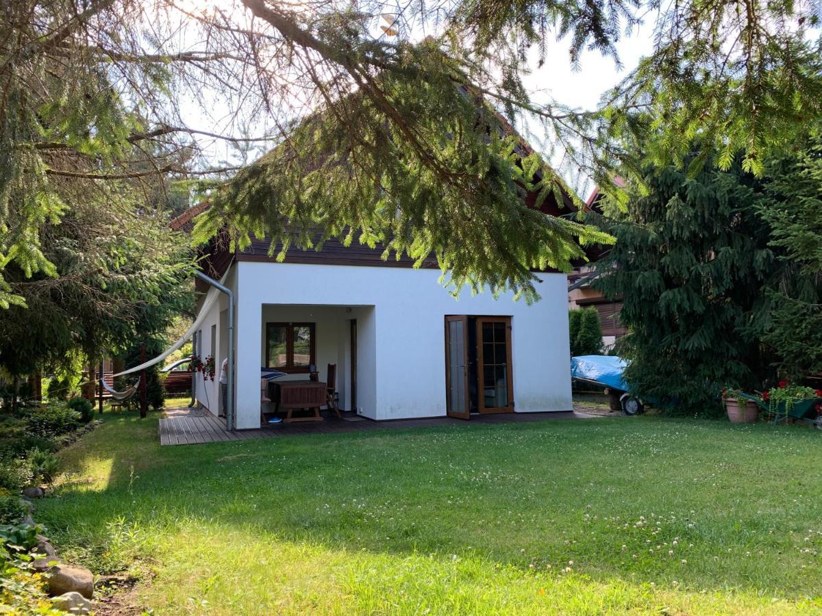 Dom Nad Jeziorem Tajty Giżycko Extérieur photo