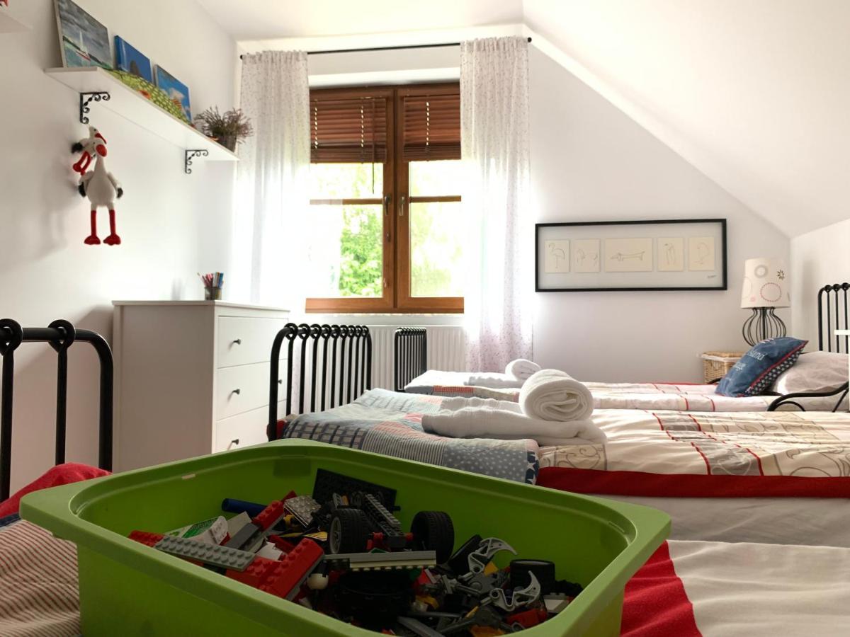 Dom Nad Jeziorem Tajty Giżycko Extérieur photo
