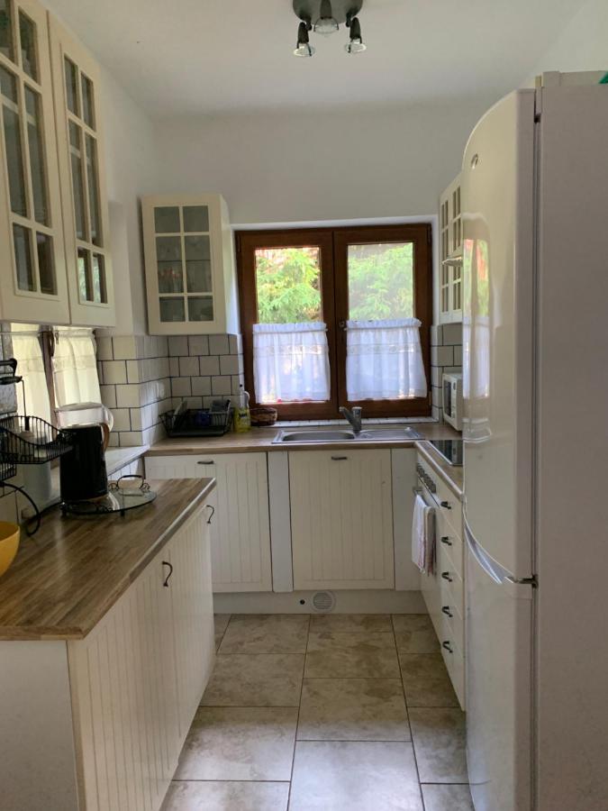 Dom Nad Jeziorem Tajty Giżycko Extérieur photo